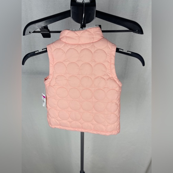 Urban Republic Pink Quilted Vest with Faux Sherpa Size 24 Months NWT - Picture 10 of 12